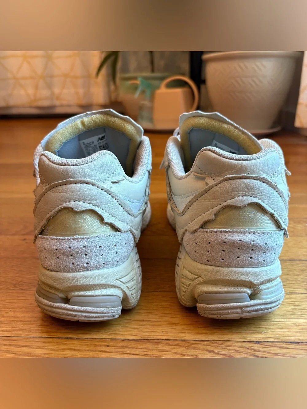 Men’s New Balance Protection Pack in Sandstone.  Good condition.  Size 10
